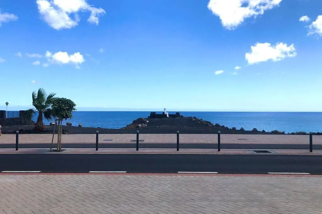 2 Bedroom Villa Front Line Puerto Del Carmen Tias